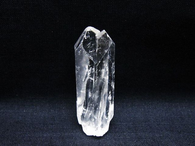 アーカンソー州産 水晶原石[T462-780]