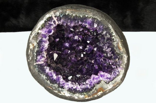 1.2Kgウルグアイ産 サークルジオード アメジストドーム [t466-1852]