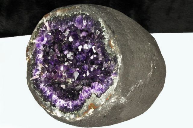 1.2Kgウルグアイ産 サークルジオード アメジストドーム [t466-1852]