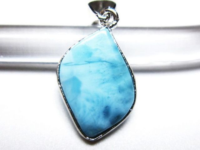 パワーストーン 天然石 ラリマーペンダント[T495-3711]