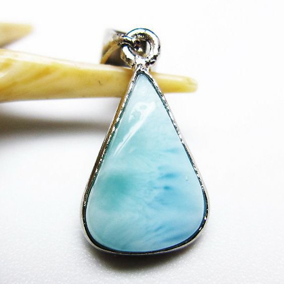 ラリマーペンダント [t495-4215]