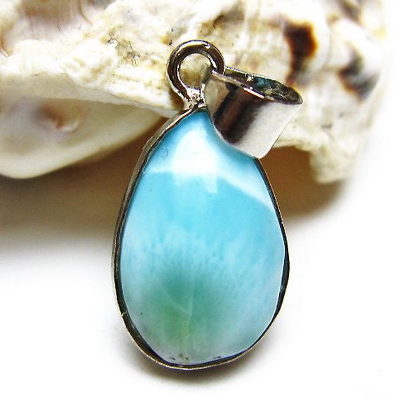 ラリマーペンダント [t495-4378]