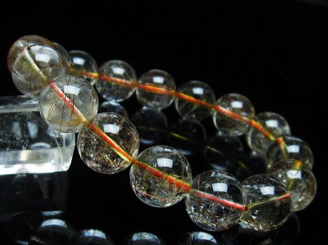水晶の観音菩薩様がついたムーンストーン・ルチルクォーツブレスレット 四緑木星癸卯年/金銭運大飛躍】14ミリ 守護梵字オニキス