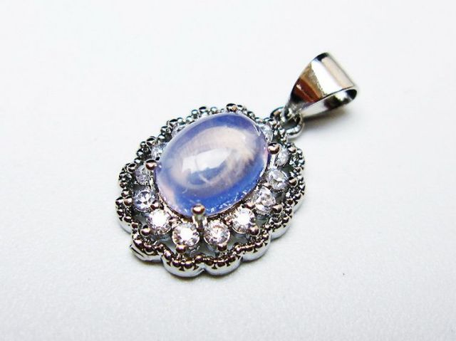 スコロライト（ラベンダークォーツ）ペンダント[T525-2159]