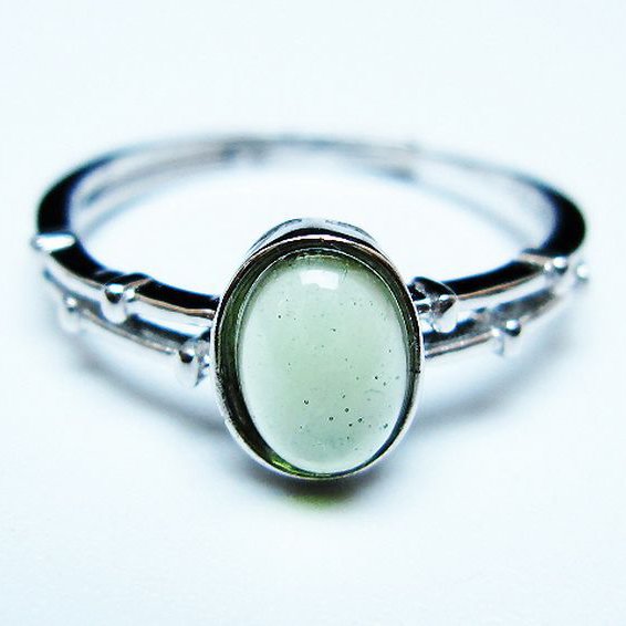 モルダバイト指輪(14号) [t526-1438]