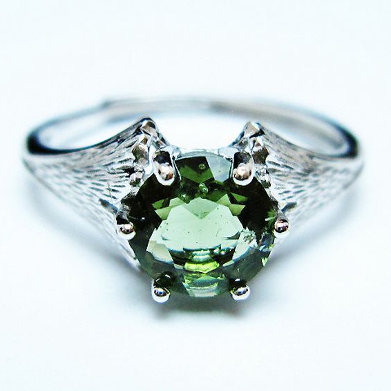 モルダバイト指輪 [t526-1464]