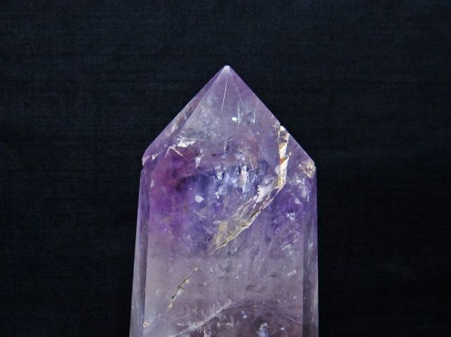 美結晶 虹入り アメジスト 六角柱 タワー アメジスト】天然石 六角柱 虹入り 原石 タワー型 約275g