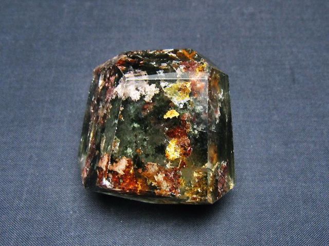 ガーデン水晶原石 [t577-4914]