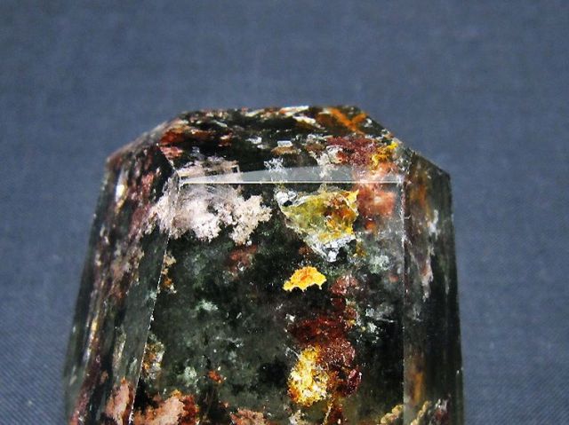 ガーデン水晶原石 [t577-4914]