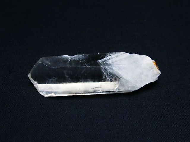 ヒマラヤ水晶六角柱[T579-3883]