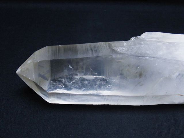 ヒマラヤ水晶六角柱[T579-3982]