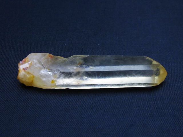 ヒマラヤ水晶六角柱[T579-4074]