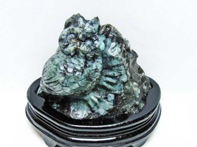 フクロウ　水晶クラスター　彫物　手彫り　天然石 フクロウ 水晶クラスター 彫物 手彫り 天然石