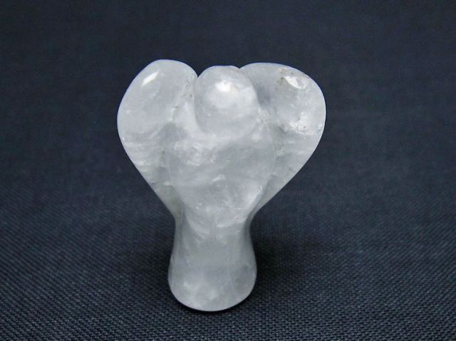 ヒマラヤ水晶天使置物[T585-2622]