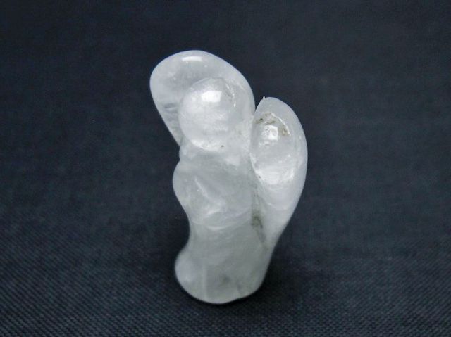 ヒマラヤ水晶天使置物[T585-2622]