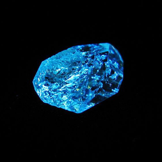 オイルクォーツ （石油入り水晶） パキスタン産[T596-3781]