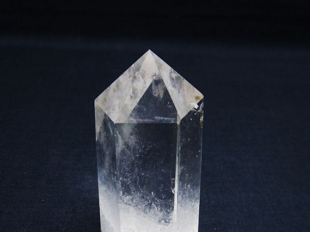 ヒマラヤ水晶六角柱[T60-26046]