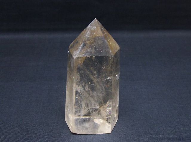 虹入りヒマラヤ水晶六角柱[T60-27442]