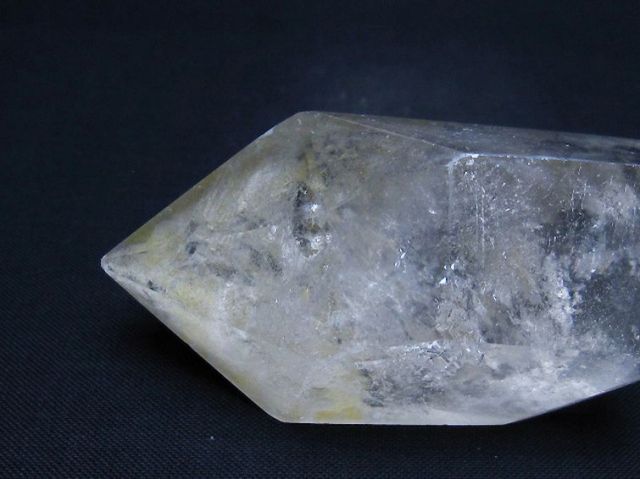 ヒマラヤ水晶六角柱[T60-27456]