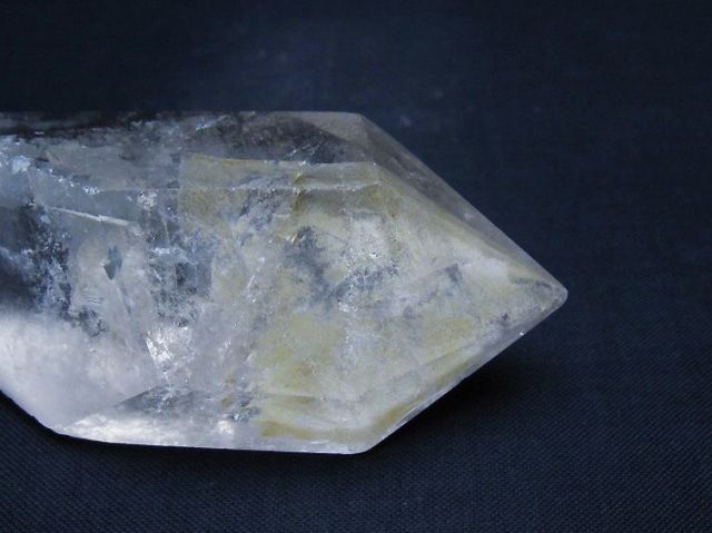 ヒマラヤ水晶六角柱[T60-27456]
