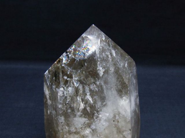 虹入りライトニング水晶ガーデン水晶六角柱[T60-27512]