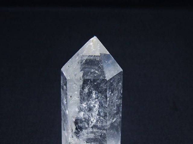 Ａ）パワーストーン半貴石『奇跡の光を宿すスパイラルワンド』 C）パワーストーン&半貴石『奇跡の光を宿すスパイラルワンド』 ネイル