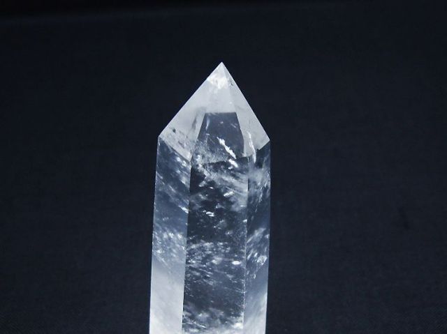 ヒマラヤ水晶六角柱[T60-28076]
