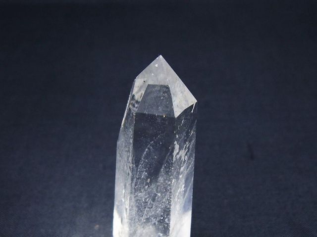 ヒマラヤ水晶六角柱[T60-28145]