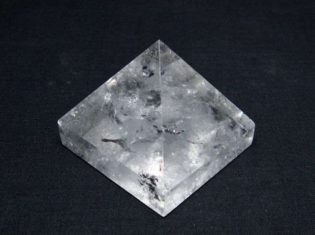 ヒマラヤ水晶ピラミッド[T600-2432]