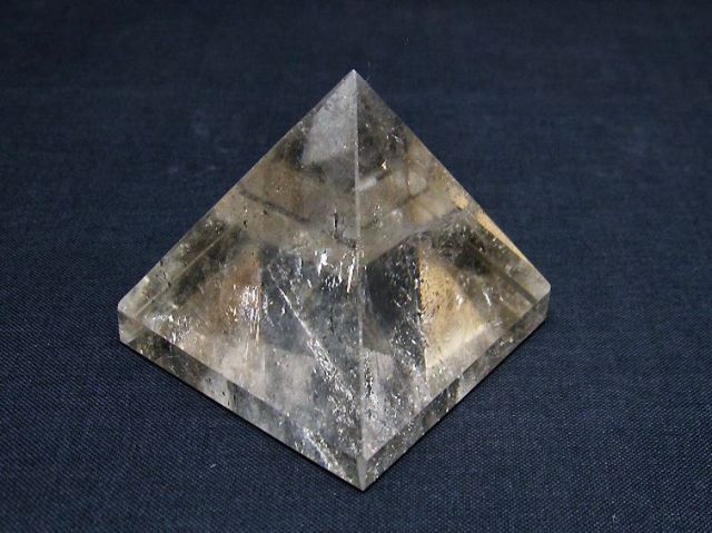 ヒマラヤ水晶ピラミッド[T600-2491]