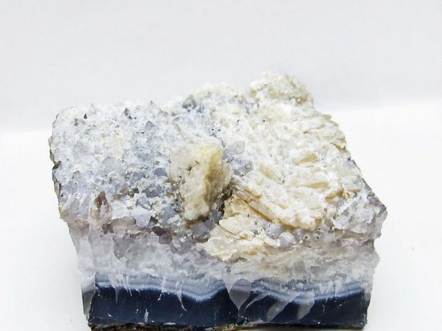 ウルグアイ産 カルサイト共生アメジスト 高品質クラスター インテリアに◎ ウルグアイ産 フラワーアメジストクラスター[t95-11637]