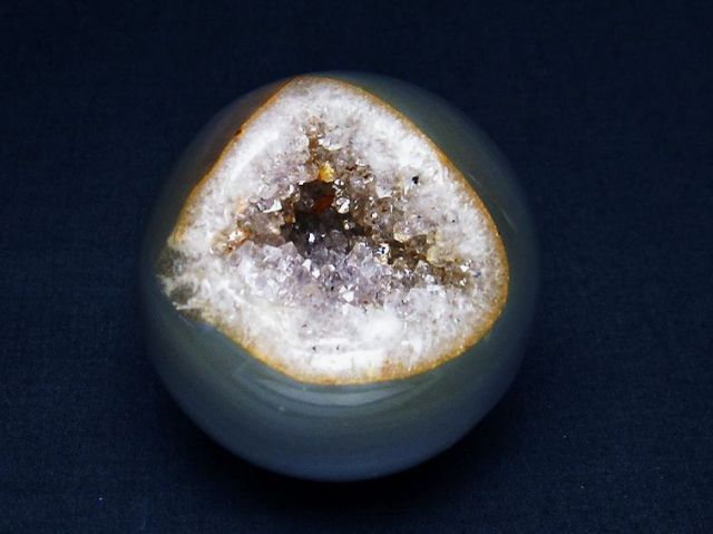 パワーストーン 天然石 アメジスト笑口丸玉 60mm [T610-12443]