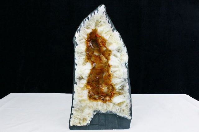 30.3Kgパワーストーン 天然石 ブラジル産シトリンドーム同梱不可