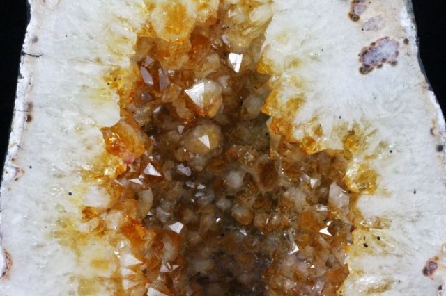 18.4Kgブラジル産シトリンドーム同梱不可[T611-10409]