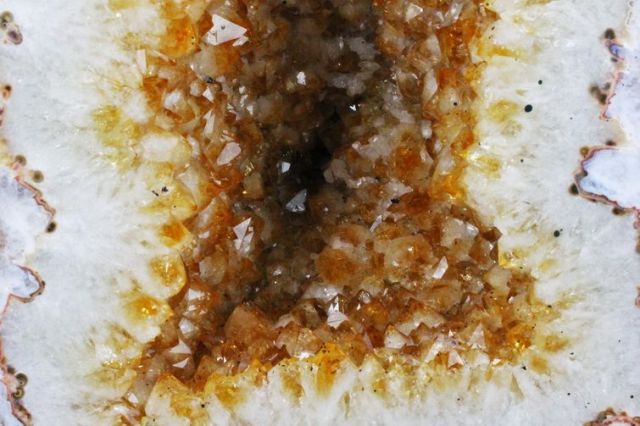 18.4Kgブラジル産シトリンドーム同梱不可[T611-10409]