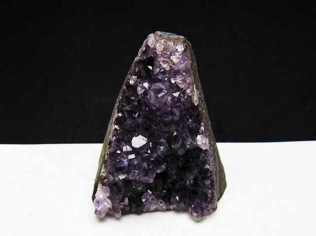 ウルグアイ産アメジストクラスター [t614-8963]