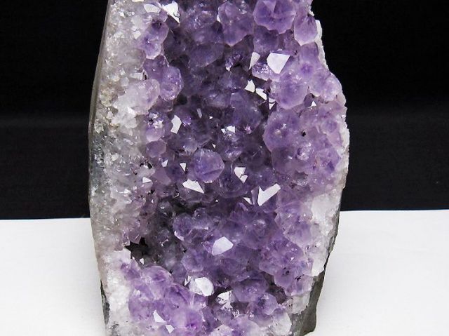 1.2Kgパワーストーン 天然石 ウルグアイ産ファントムアメジスト