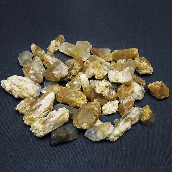 ヒマラヤ水晶六角柱[T627-6908]