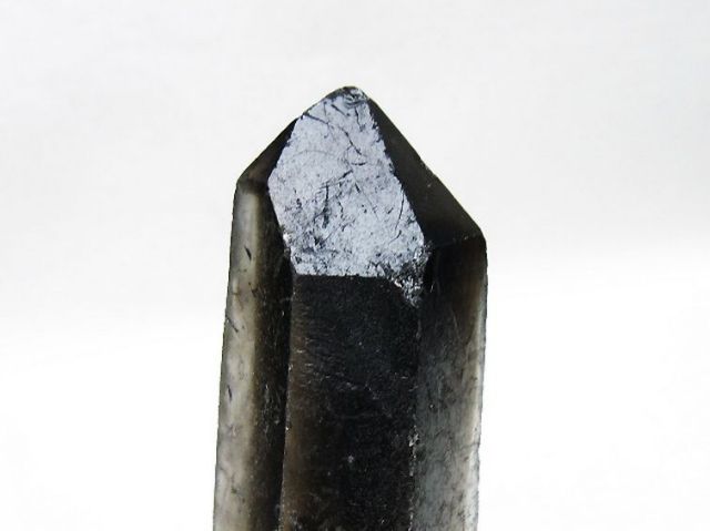 ブラジル産 モリオン 純天然 黒水晶 原石[T633-2257]