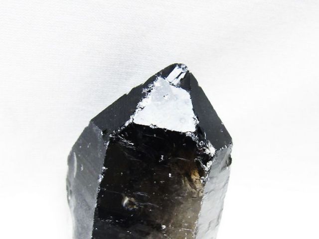 ブラジル産 モリオン 純天然 黒水晶 原石[T633-2381]
