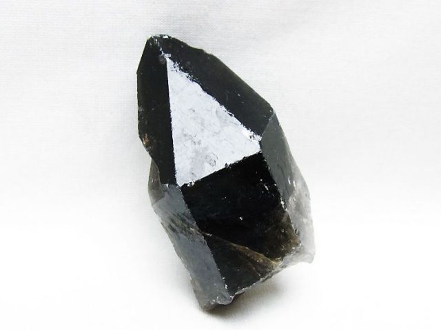ブラジル産 モリオン 純天然 黒水晶 原石[T633-2389]