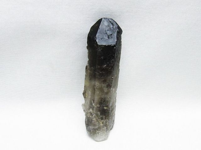 ブラジル産 モリオン 純天然 黒水晶 原石[T633-2466]