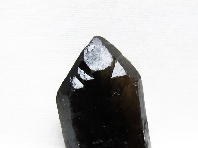 ブラジル産 モリオン 純天然 黒水晶 原石 [t633-2684]
