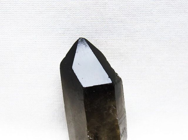 ブラジル産 モリオン 純天然 黒水晶 原石 [t633-2691]