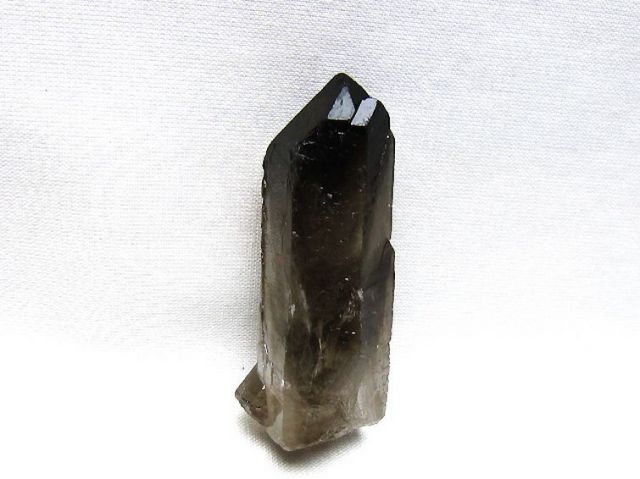 ブラジル産 モリオン 純天然 黒水晶 原石 [t633-2693]