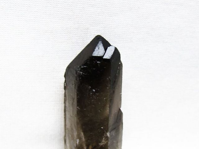 ブラジル産 モリオン 純天然 黒水晶 原石 [t633-2693]