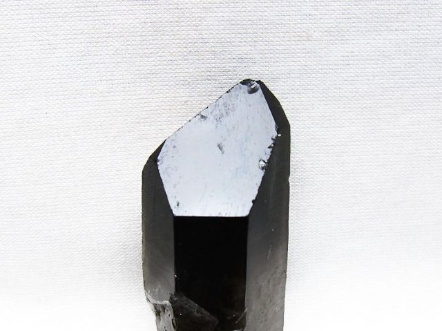 ブラジル産 モリオン 純天然 黒水晶 原石 [t633-2748]