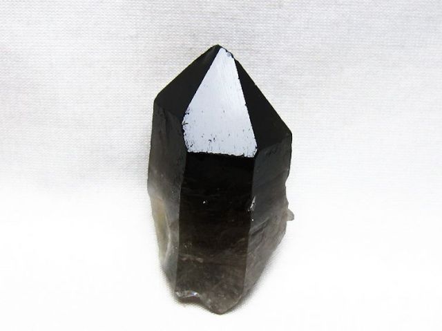 ブラジル産 モリオン 純天然 黒水晶 原石 [t633-2750]