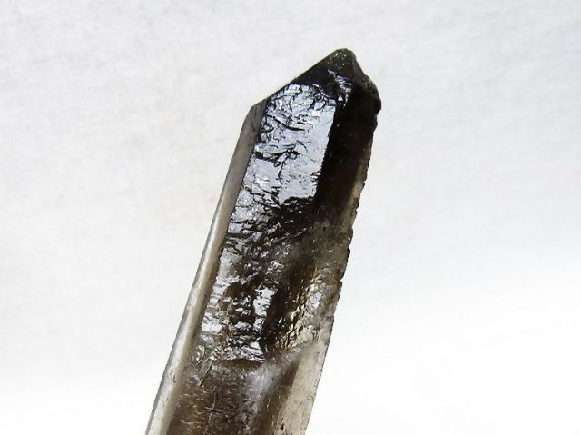ブラジル産 モリオン 純天然 黒水晶 原石 [t633-2762]