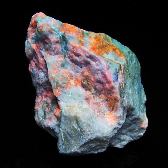 ハックマナイト 原石[T636-2108]